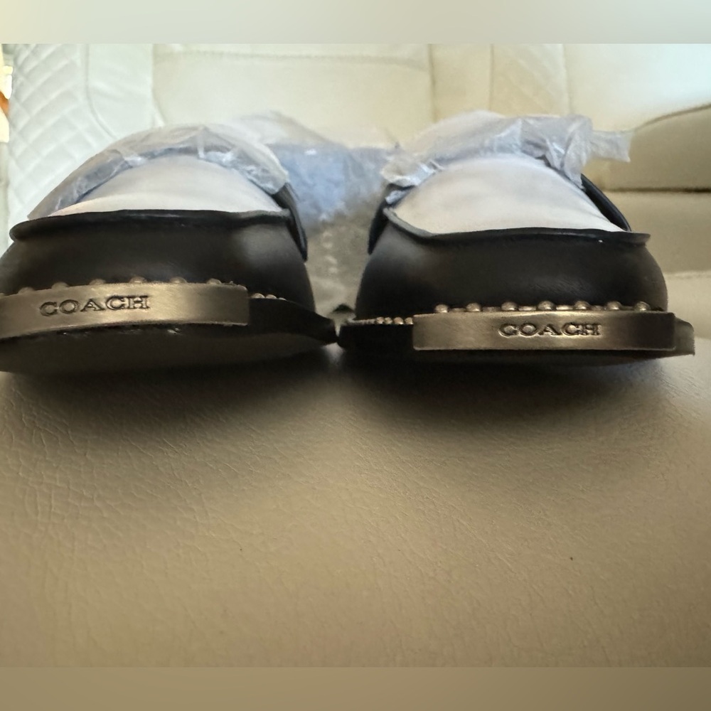 COACH NELLI LOAFER - Picture 4 of 10